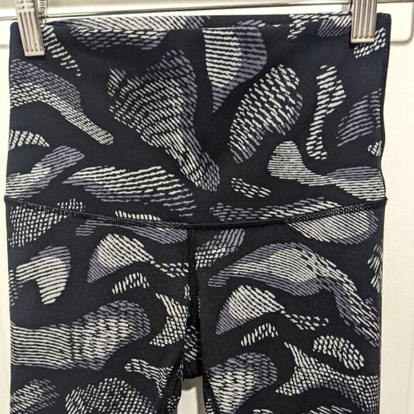 LULULEMON | Wunder Under High Rise Leggings Warp Ice Grey/Black - Picture 7 of 7